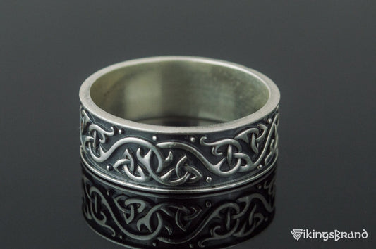 Urnes style ornament band ring in 925 sterling silver – view 2