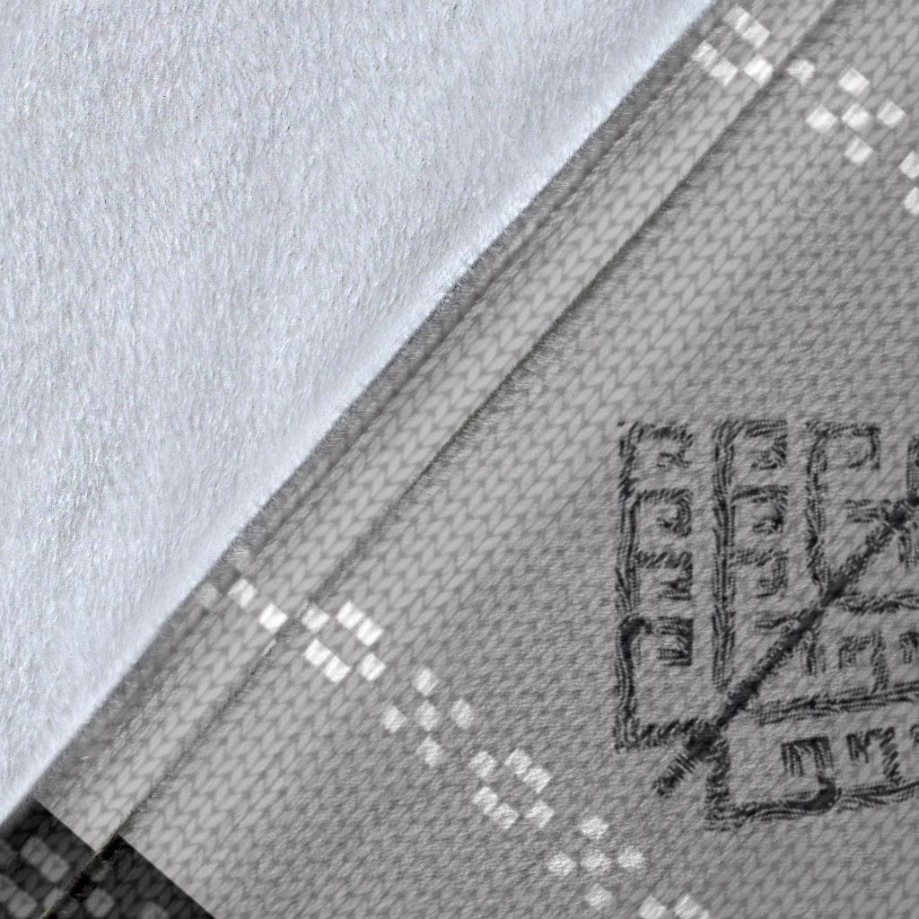 Folk Yggdrasil Viking Fleece Blanket - Viking Home Decor