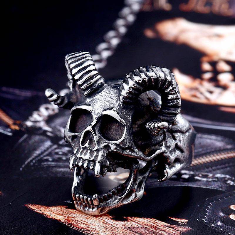 Goat Horns Stainless Steel Ring - VikingsBrand