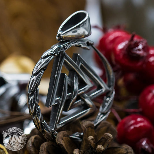 Jörmungandr Viking Valknut pendant – view 2