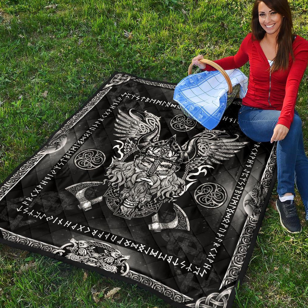 Odin with Ravens Quilt - VikingsBrand