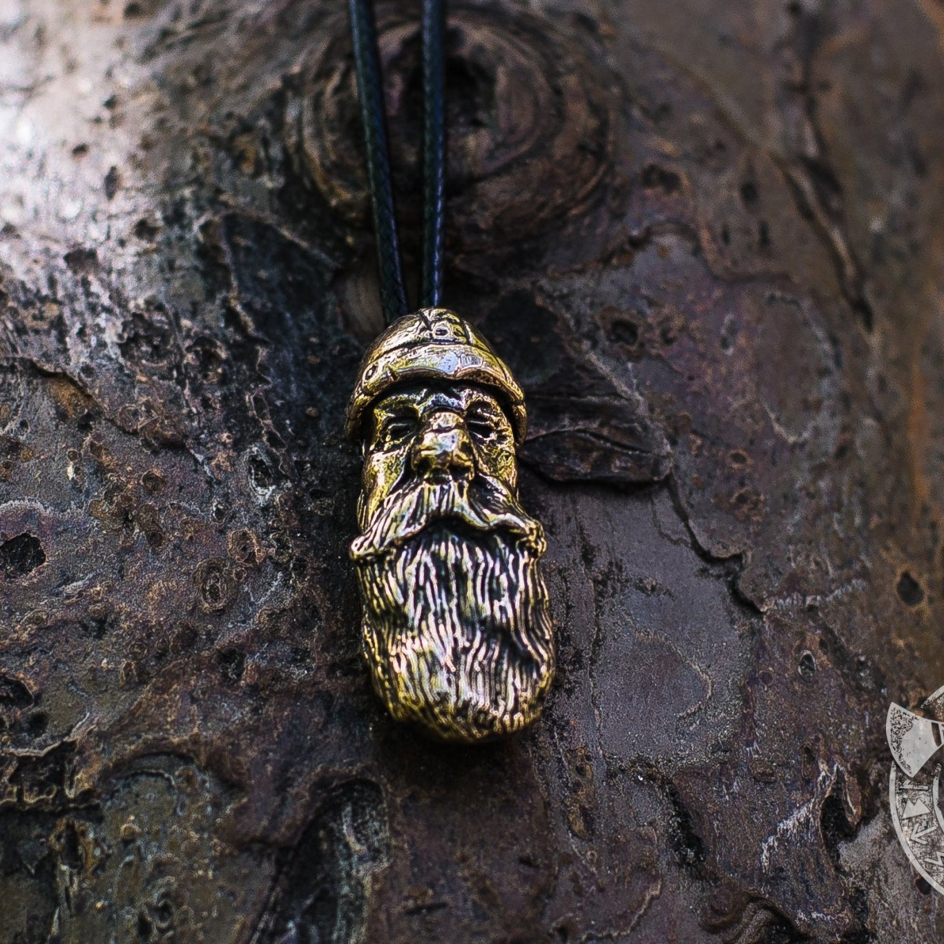 Old Viking Head Bronze Pendant - VikingsBrand