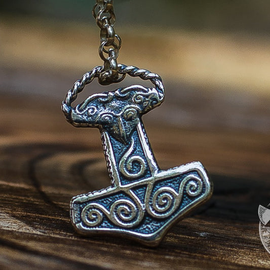 small Thor's hammer pendant Scania style in 925 silver – view 2