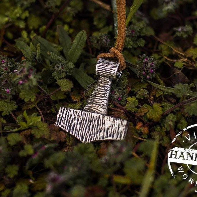 Thor's Hammer Mjolnir Pendant Viking Amulet Bronze Necklace Scandinavian Norse Jewelry (Stylization) - VikingsBrand
