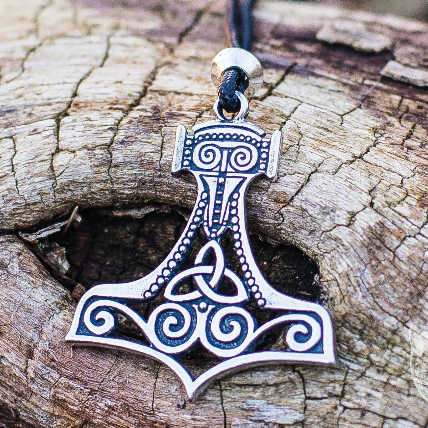 Thor's Hammer Mjolnir With Ornament 925 Sterling Silver Pendant - VikingsBrand