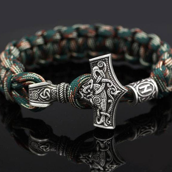 Thor's Hammer Paracord Bracelet With Rune - VikingsBrand