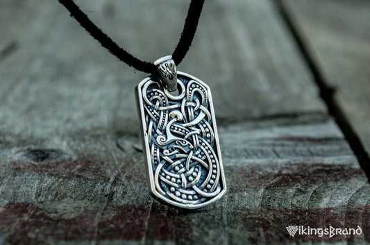 Norse knotwork tag pendant in 925 sterling silver – view 2