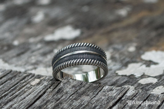 Viking band ring with twisted rope edges in 925 silver – view 2