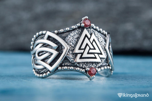 Valknut shield ring with red cubic zirconia in 925 sterling silver – view 2