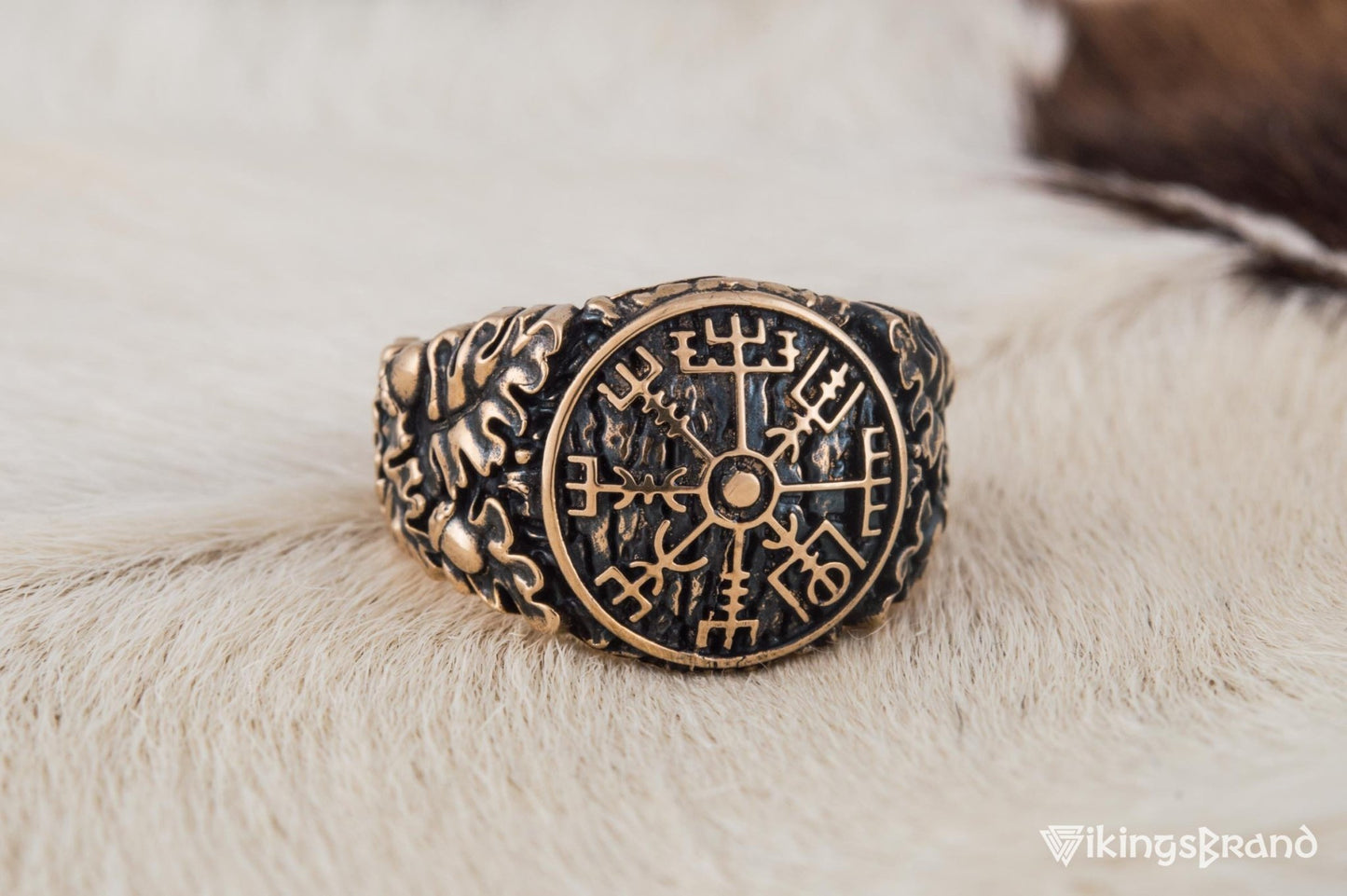 Vikings Vegvisir Symbol with Oak Leaves and Acorns Bronze Viking Ring
