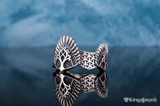 Yggdrasil ring on a lattice patterned band, 925 silver – view 2