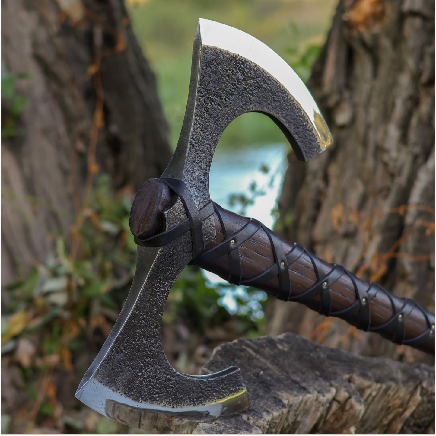 Viking Double-Edged Axe “Havamal” – Hand-Forged Nordic Battle Axe