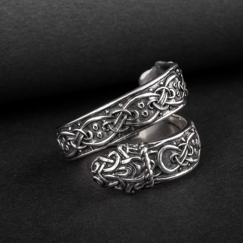 Ouroboros ring with Norse ornament – view 3