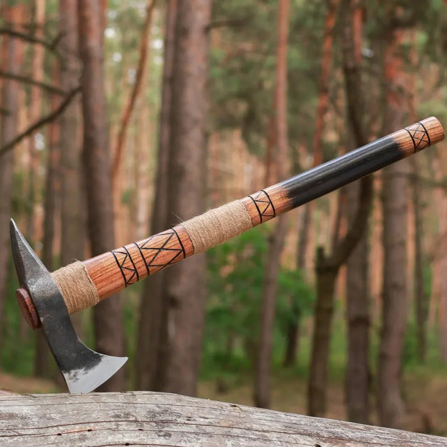 Gagegizhig Hand-forged Tomahawk, W108 steel and leather Sheath