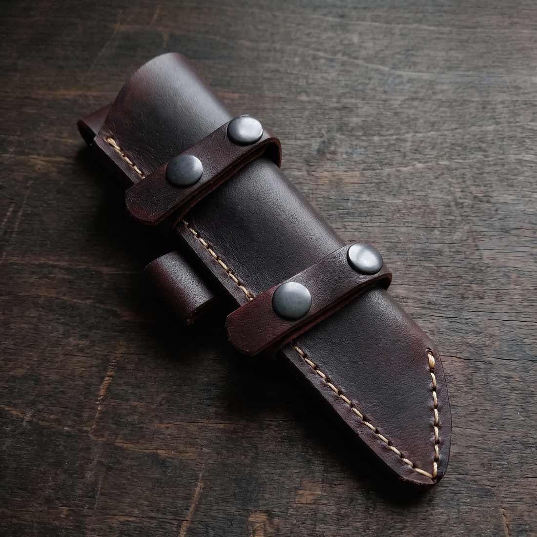 Modern Viking-styled bushcraft seax with wood scales – view 5