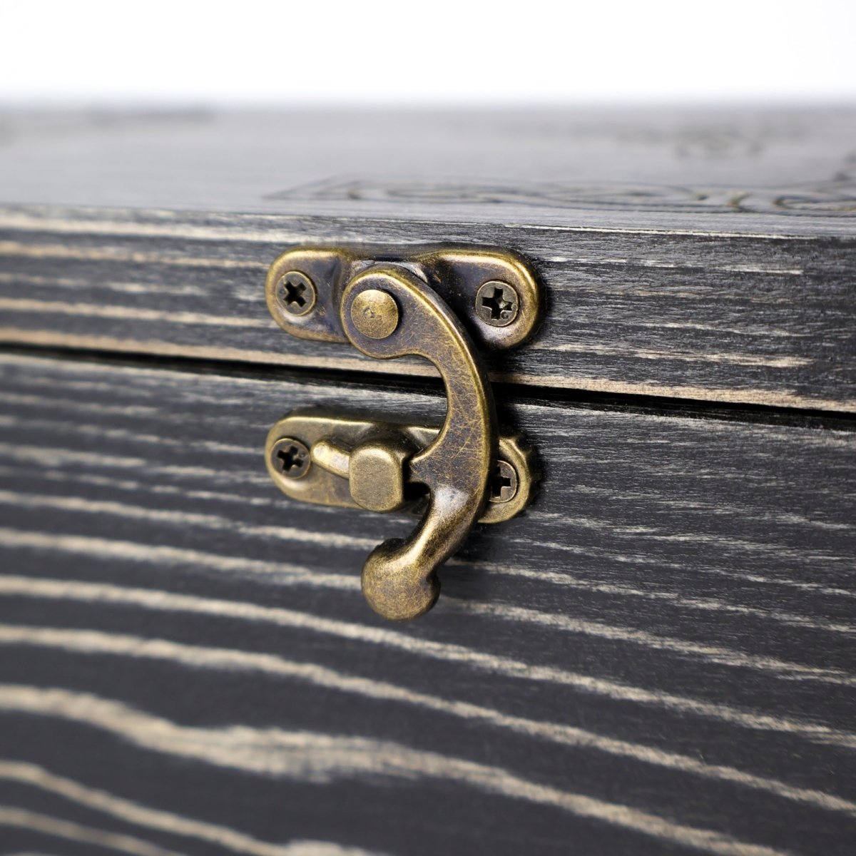 Wooden Presentation for Mjolnir Box