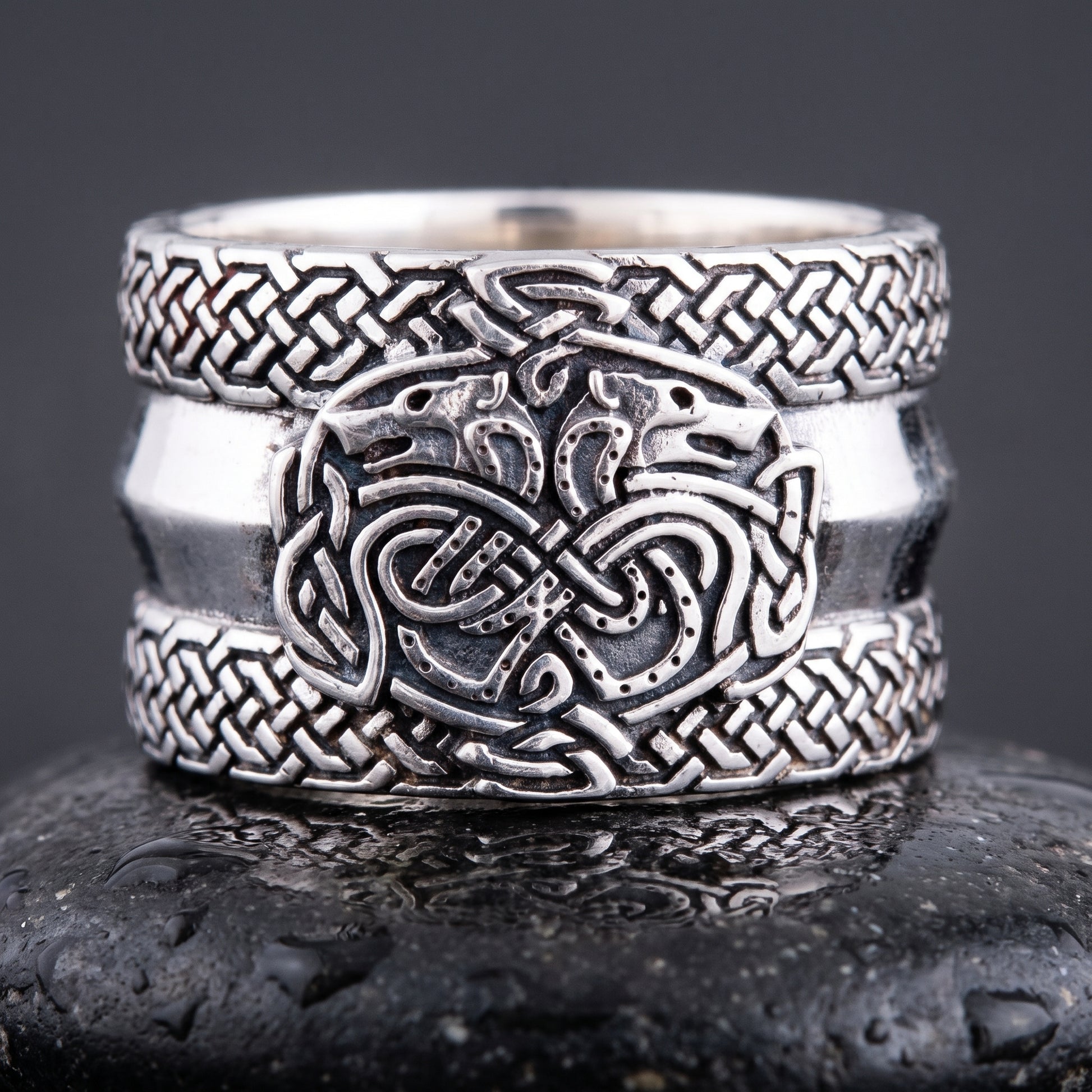 Skoll & Hati wolves ring, 925 sterling silver – view 2