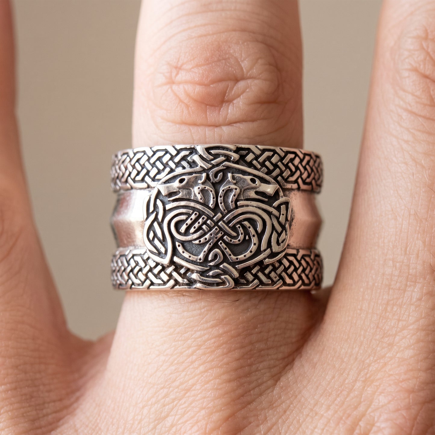 Skoll & Hati wolves ring, 925 sterling silver – view 3