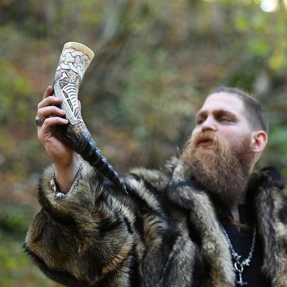Drakkar longship drinking horn with stand, white African horn – view 2