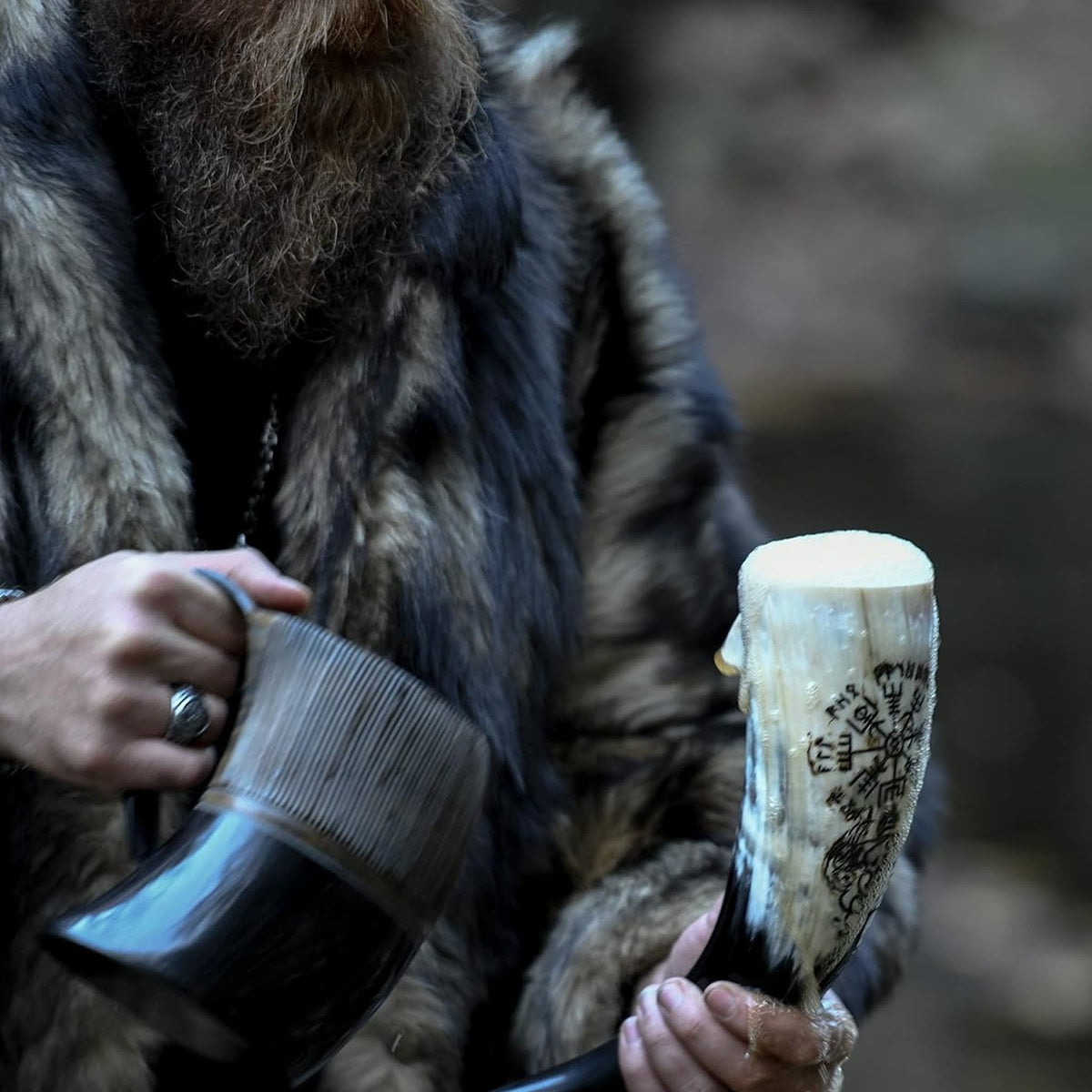 Vegvisir and Yggdrasil Viking drinking horn with stand, 19 inch – view 4