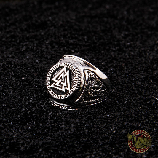 925 Sterling Silver Viking Norse Valknut Ring - Adjustable from US 7 to US 15 - VikingsBrand