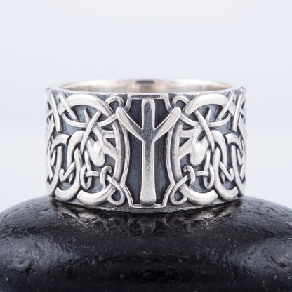 Sterling silver Algiz rune ring seen front on, openwork Norse knotwork