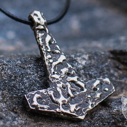 Beautiful Rough Thor's Hammer 925 Sterling Silver Pendant - VikingsBrand