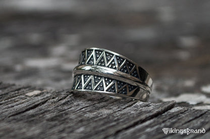 Beautiful Viking Ring with Viking Ornament Sterling Silver Unique Jewelry