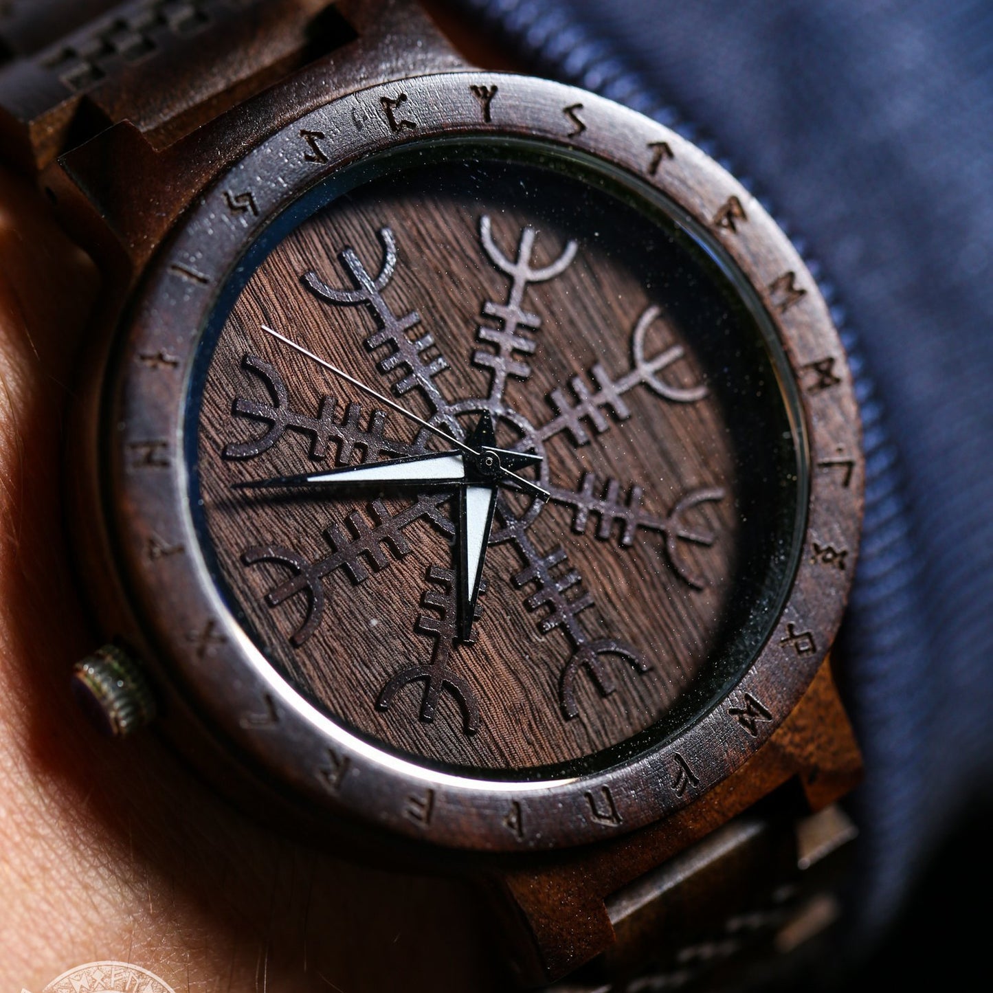 Bifrost Viking Wooden Watch with Helm of Awe Viking Symbol & Engraved Die in Battle & Go To Valhalla Saying - VikingsBrand