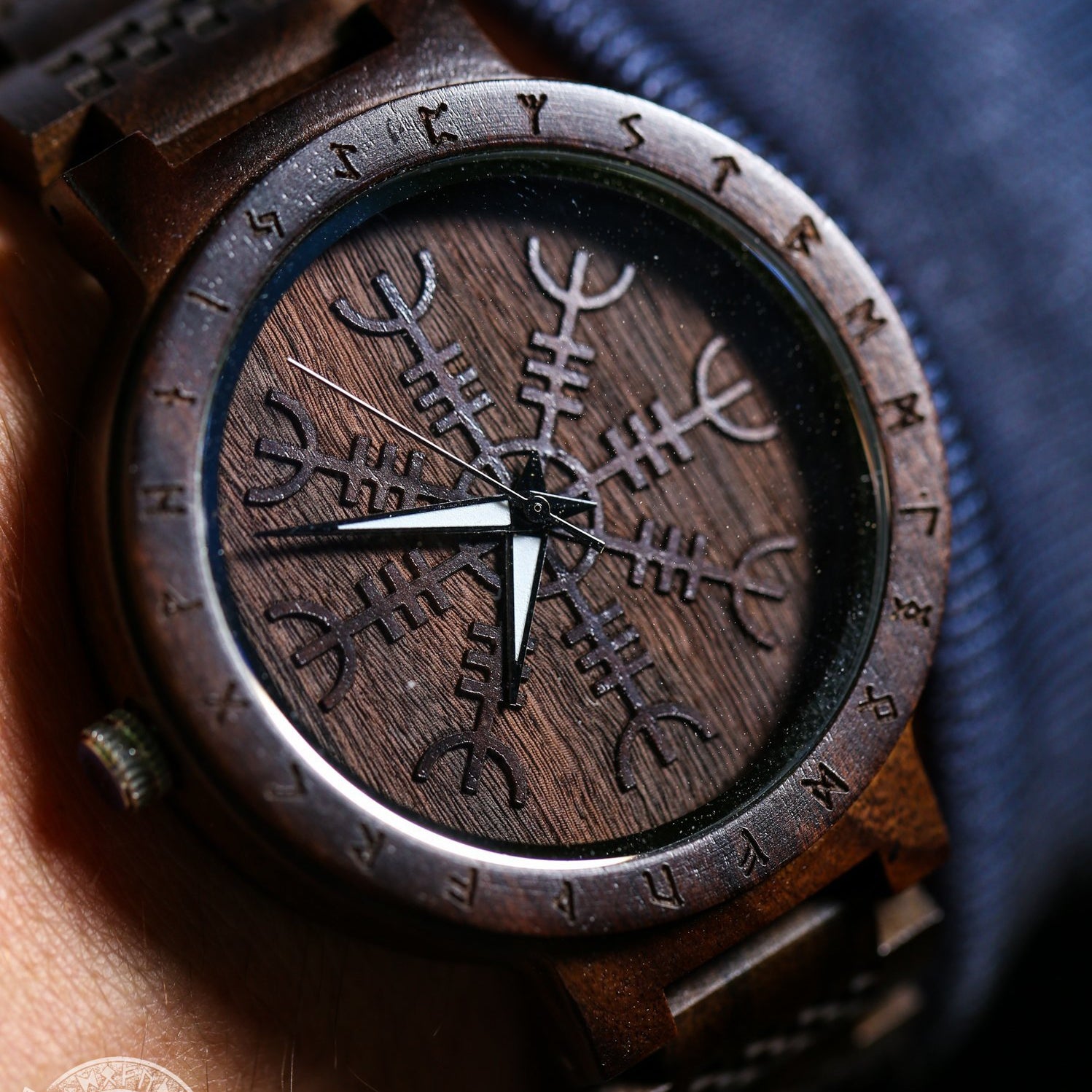Bifrost Viking Wooden Watch with Helm of Awe Viking Symbol & Engraved Die in Battle & Go To Valhalla Saying - VikingsBrand