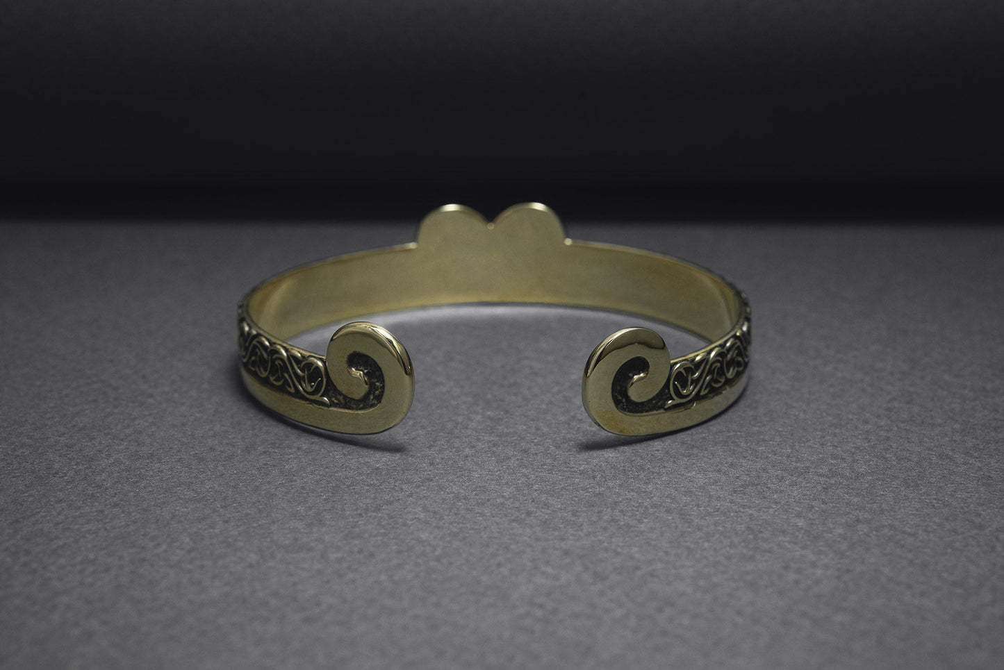Celtic knots ornament Arm Ring - Viking Bracelet