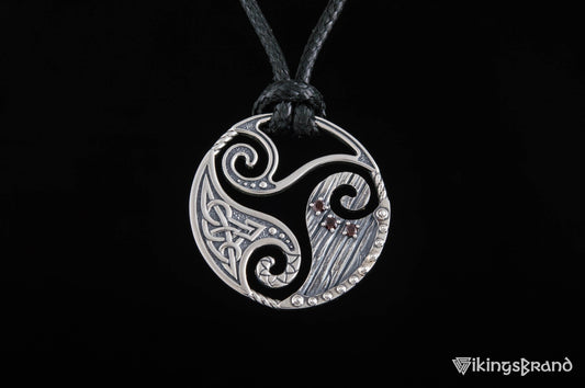 Circle Vikings Shield Pendant with Triskelion and CZ Ornament Sterling Silver Norse Jewelry