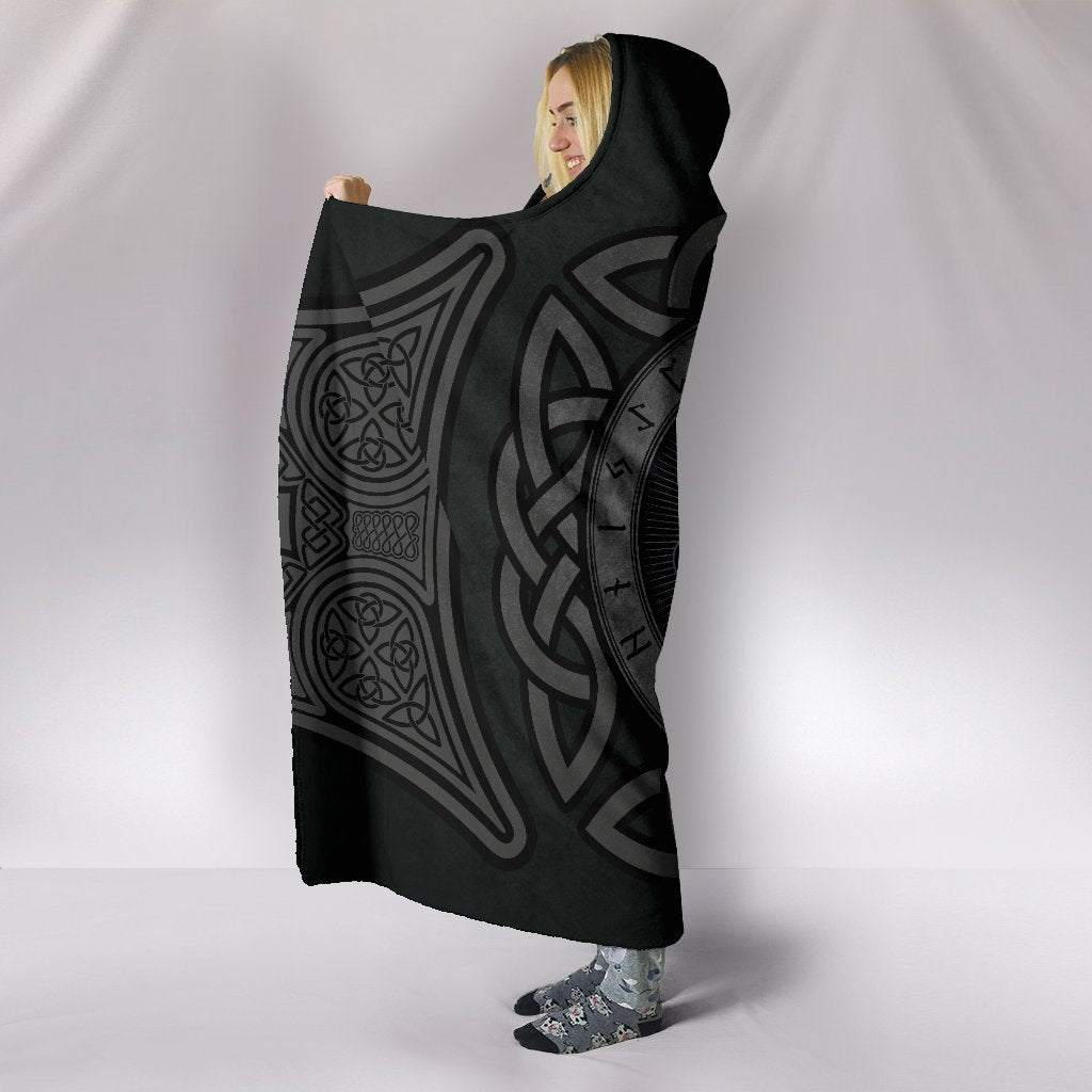 Drakkar Sailing Hooded Blanket - VikingsBrand