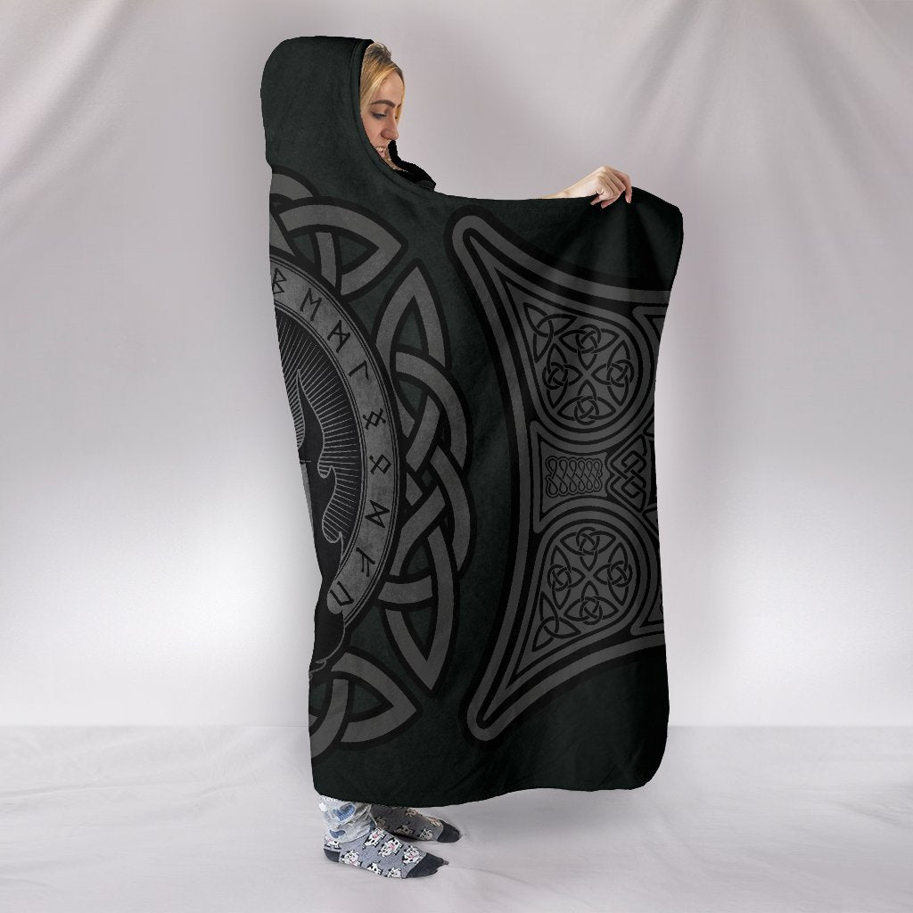 Drakkar Sailing Hooded Blanket - VikingsBrand