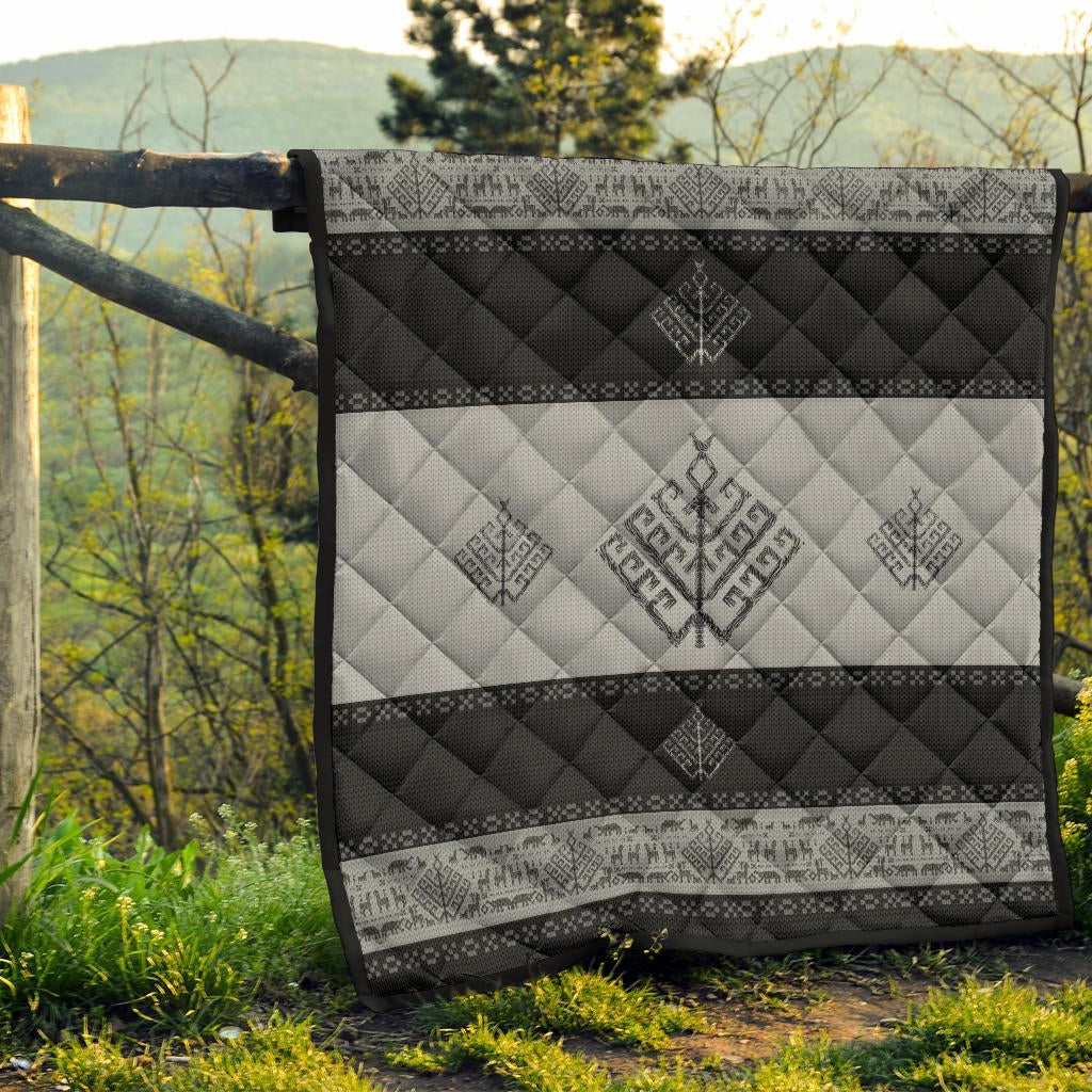 Folk Yggdrasil Premium Norse Quilt - Viking Home Decor