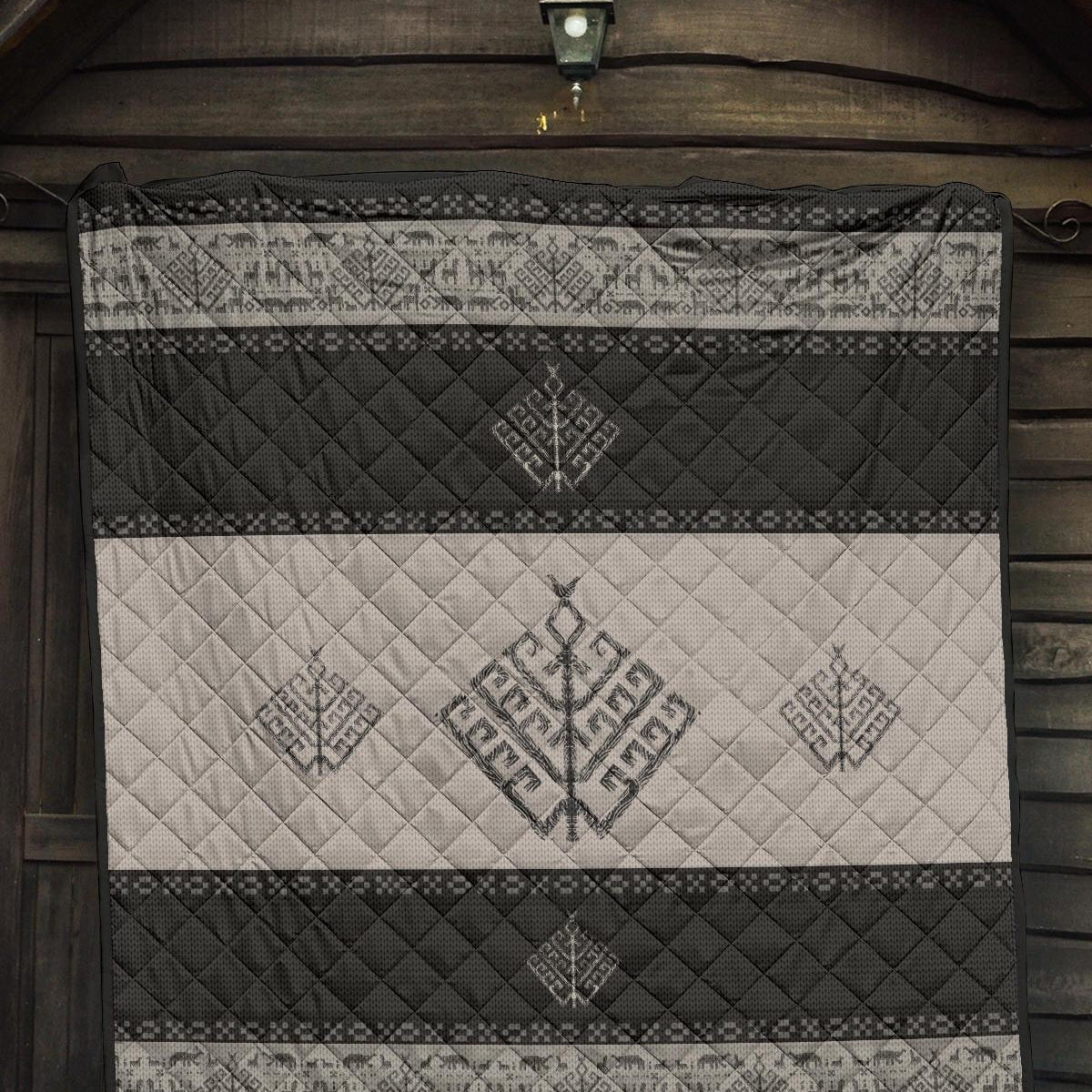 Folk Yggdrasil Premium Norse Quilt - Viking Home Decor