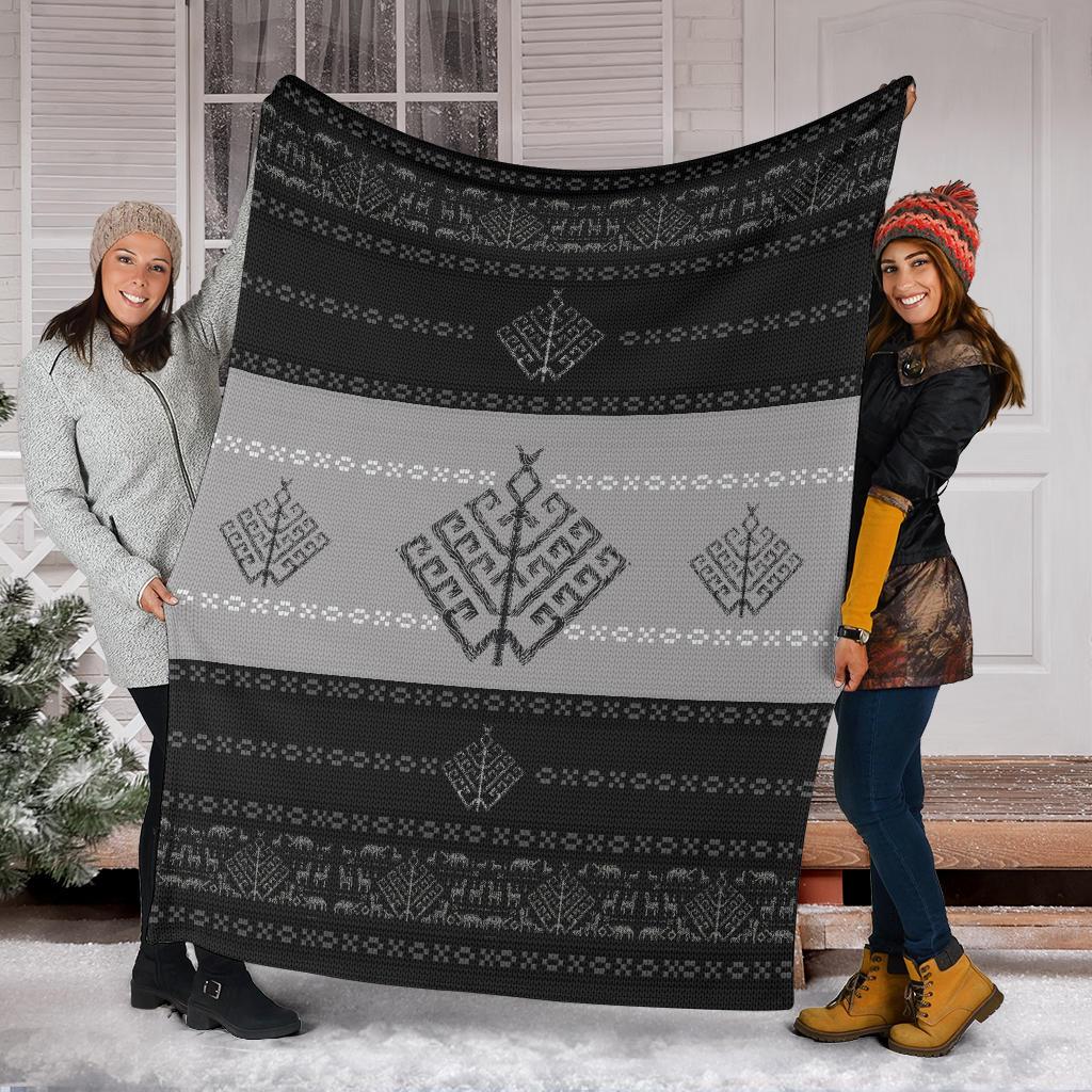 Folk Yggdrasil Viking Fleece Blanket - Viking Home Decor