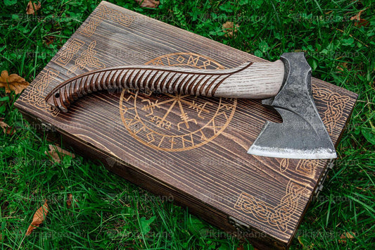 Hand Forged Axe "Hvit Drage" With Leather Cover & Wooden Box