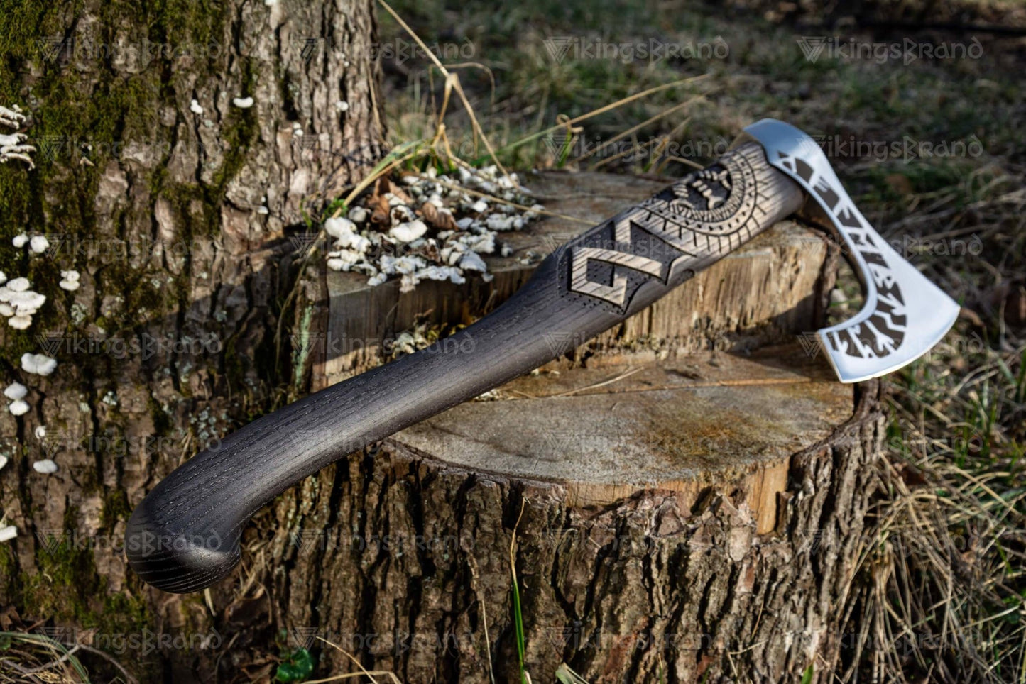 Hand Forged Axe “Bjørn” With Leather Cover & Wooden Box