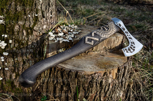 Bjørn Viking axe, Hand-forged runic axe with leather cover