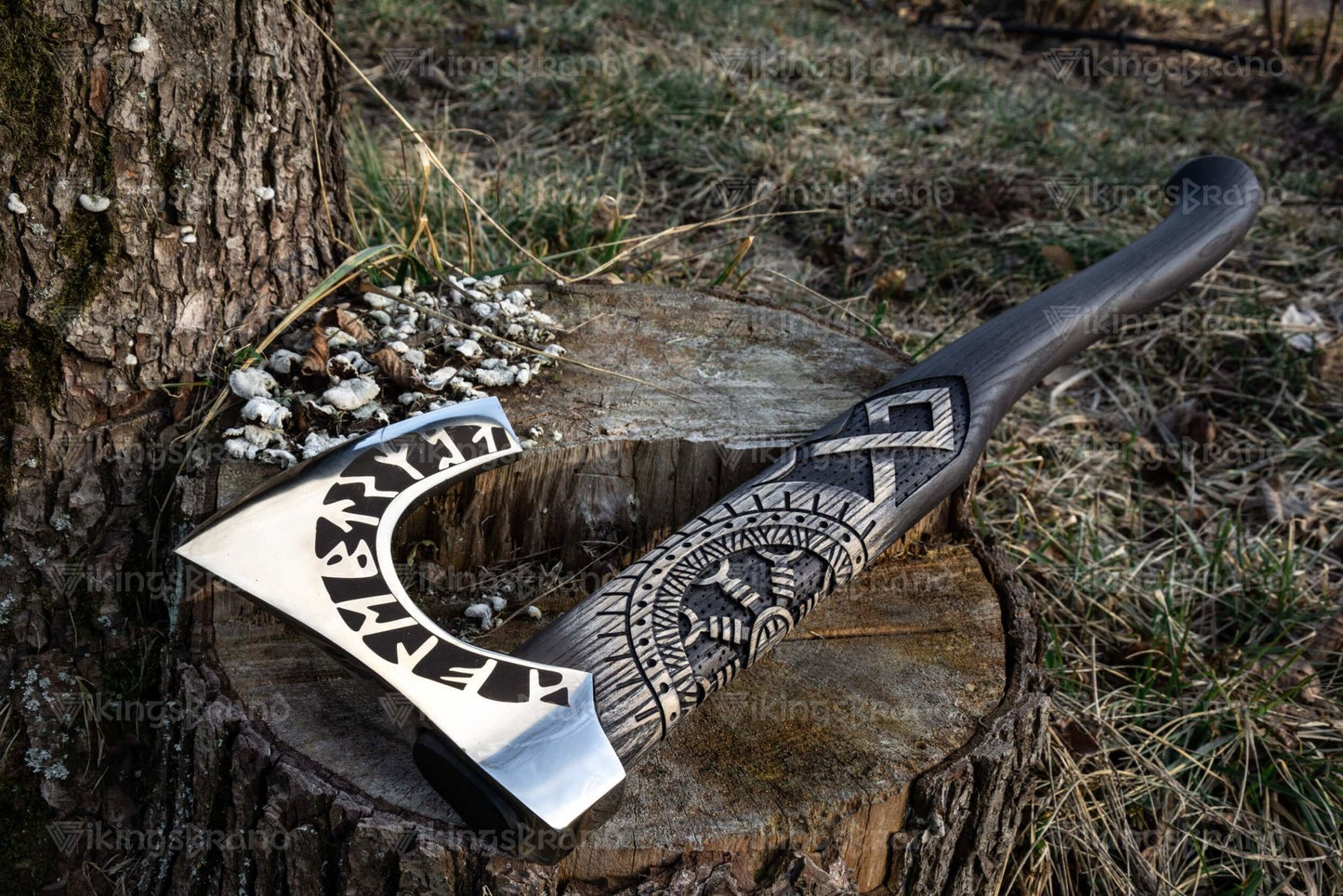 Hand Forged Axe “Bjørn” With Leather Cover & Wooden Box