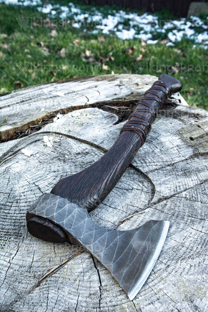 Hand Forged Axe “Sterk Gorm” With Leather Cover And Wooden Box