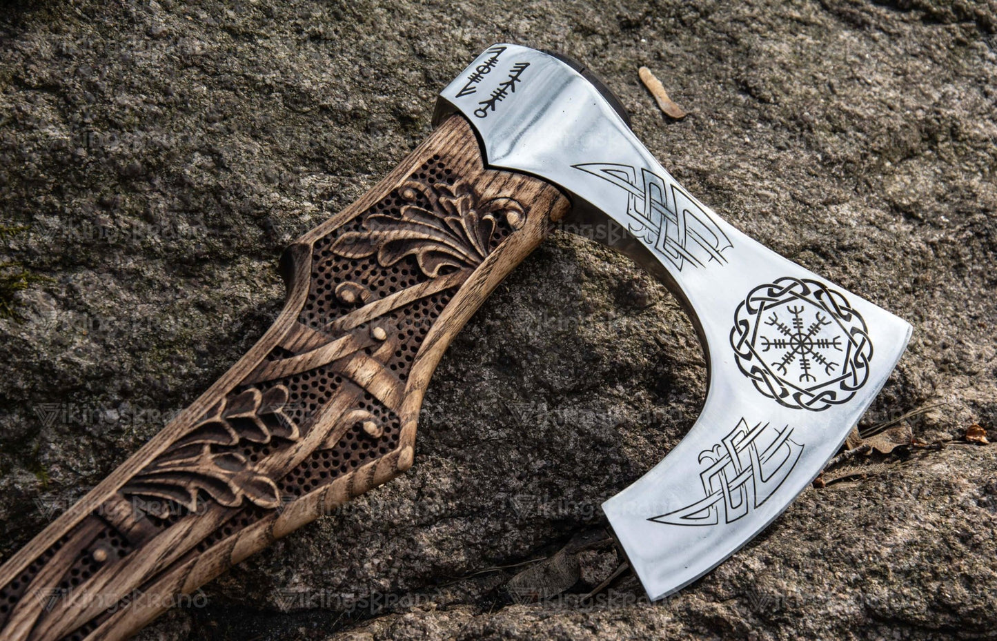 Hand-Forged Axe "Grusom Bjørn" With Carved Handle