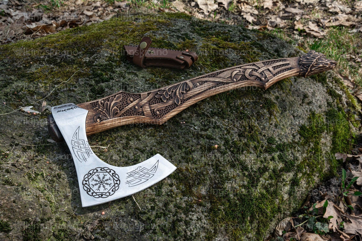 Hand-Forged Axe "Grusom Bjørn" With Carved Handle