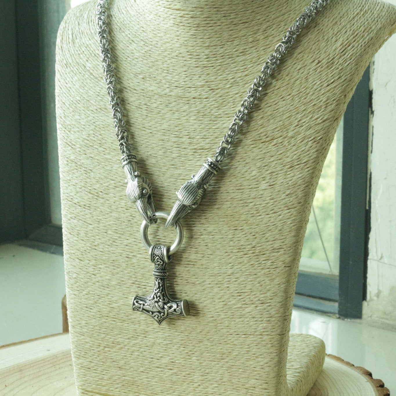HANDMADE Legendary King's Chain Necklace with Thor's Hammer! - VikingsBrand