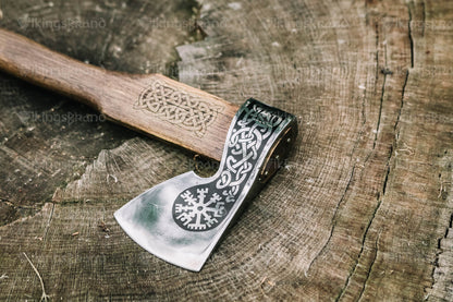 Handmade Viking Axe "Blithe Knútr" With Leather Case