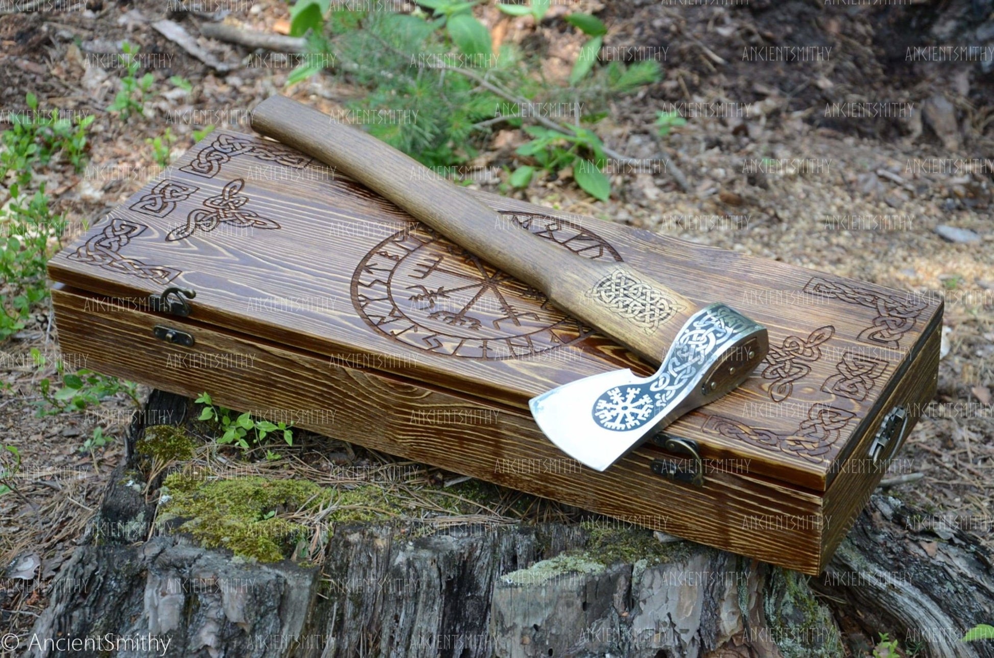 ancientsmithy axe Blithe Knútr axe with leather case