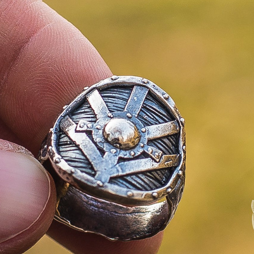 Lagertha's Shield 925 Sterling Silver Viking Ring - VikingsBrand