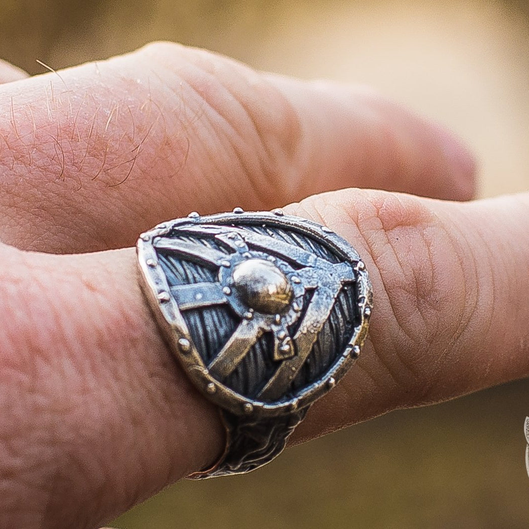 Lagertha's Shield 925 Sterling Silver Viking Ring - VikingsBrand