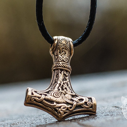 Mammen Style Thor's Hammer Bronze Pendant - VikingsBrand